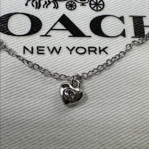 NWT COACH MINI CHARM BRACELET WITH DUST BAG - Picture 4 of 6